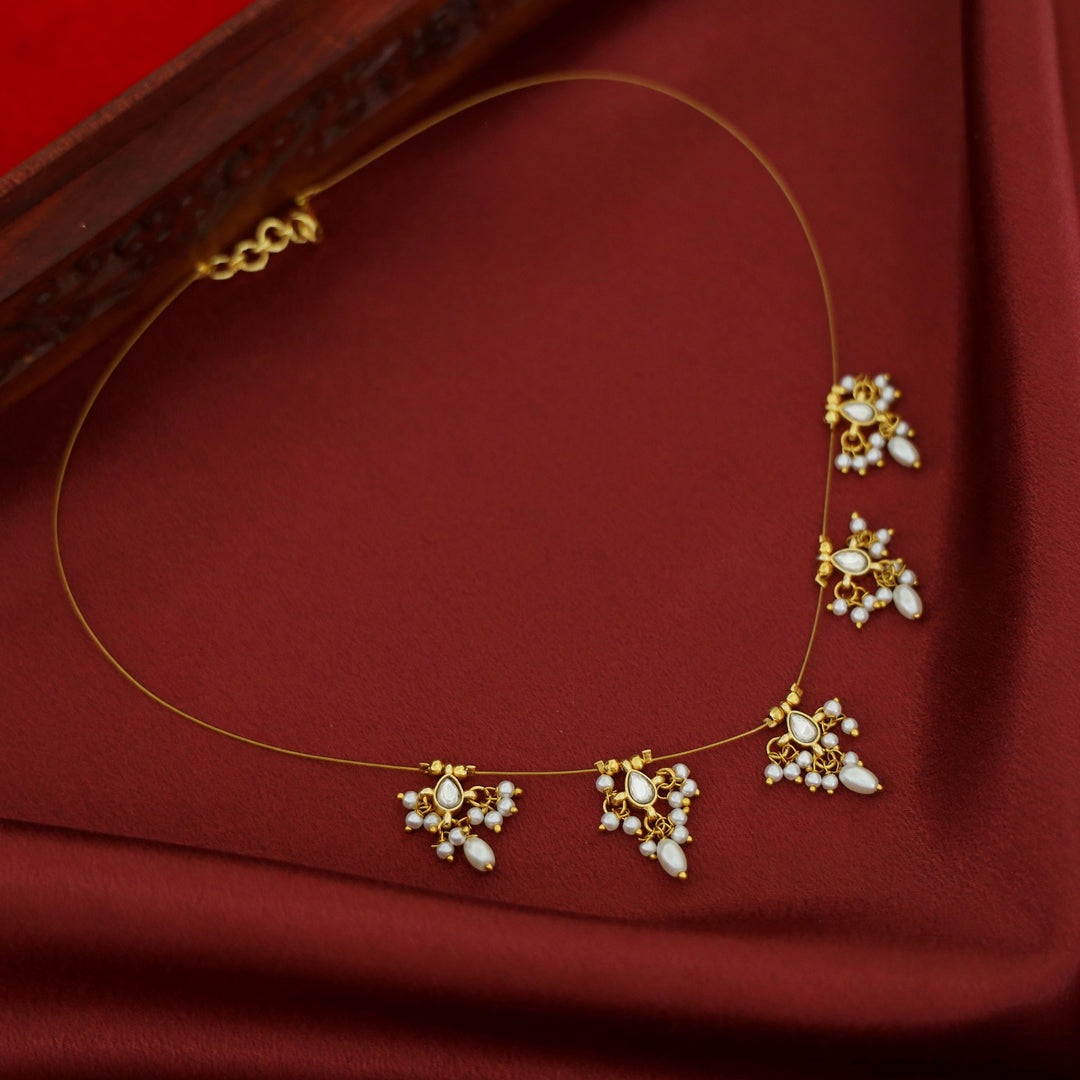 Vihara Mini Drop Glossy Stone Pearl String Neckpiece