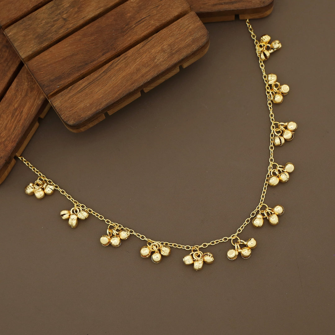 Anayra Golden Chainy Ghungroo Neckpiece