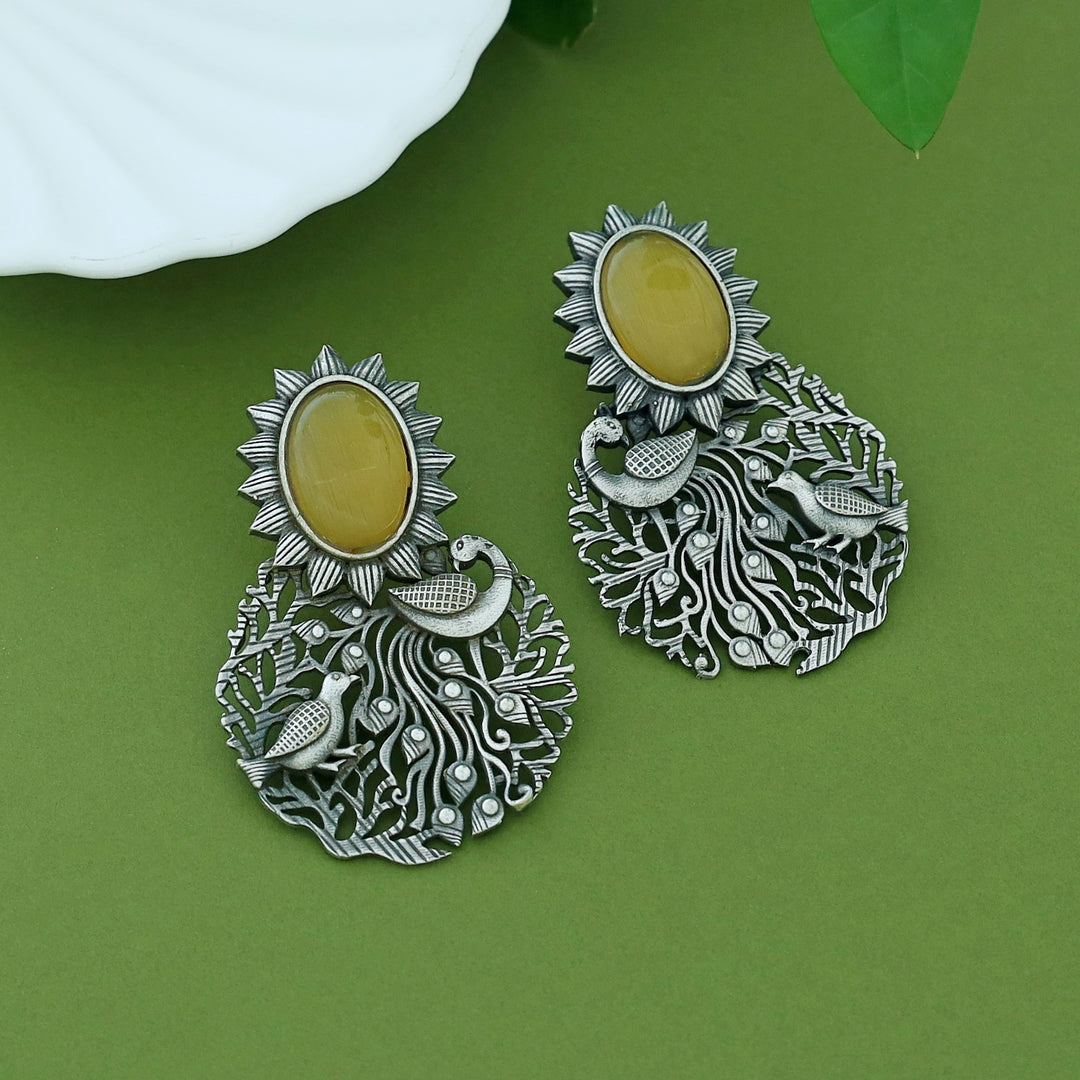 Zahra Mayura Bird Oval Glossy Earring