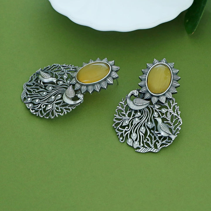 Zahra Mayura Bird Oval Glossy Earring