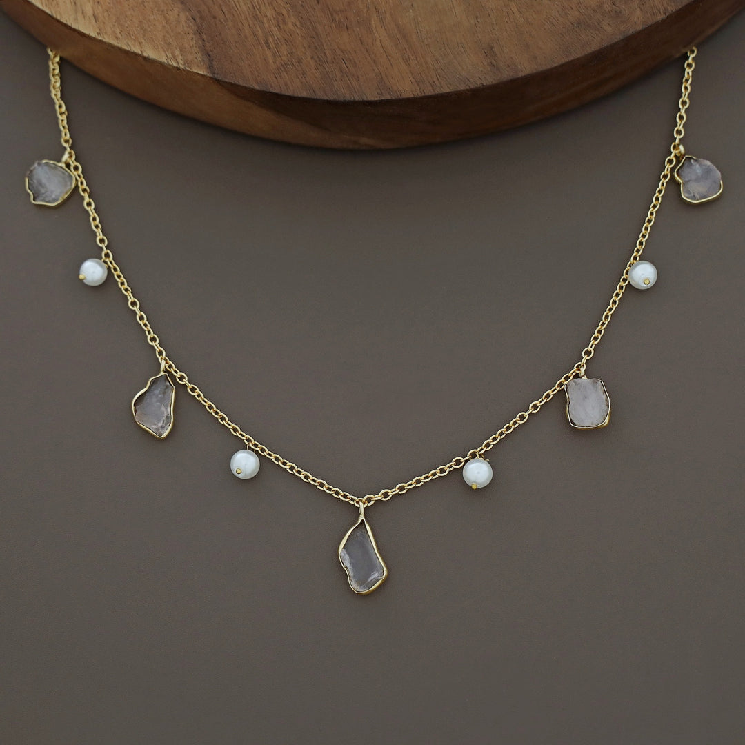 Mawar Raw Stone Pearl Neckpiece