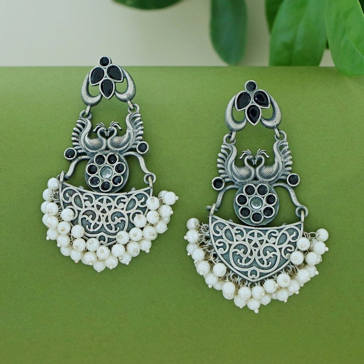 Dana Dual Mayura Cluster Pearl Earring