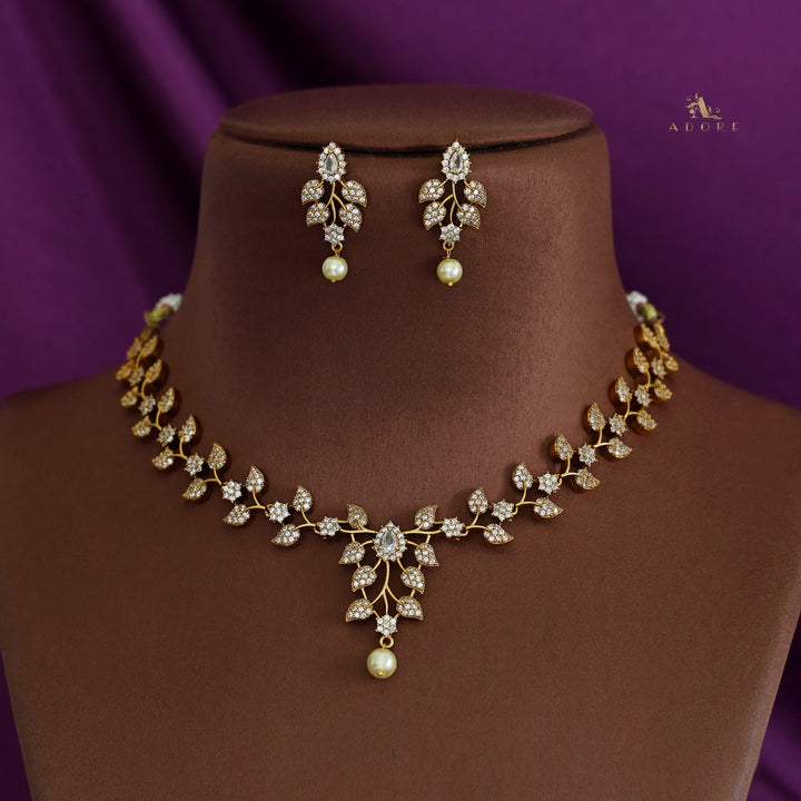 Isha Leafy Pearl Neckpiece With Earring