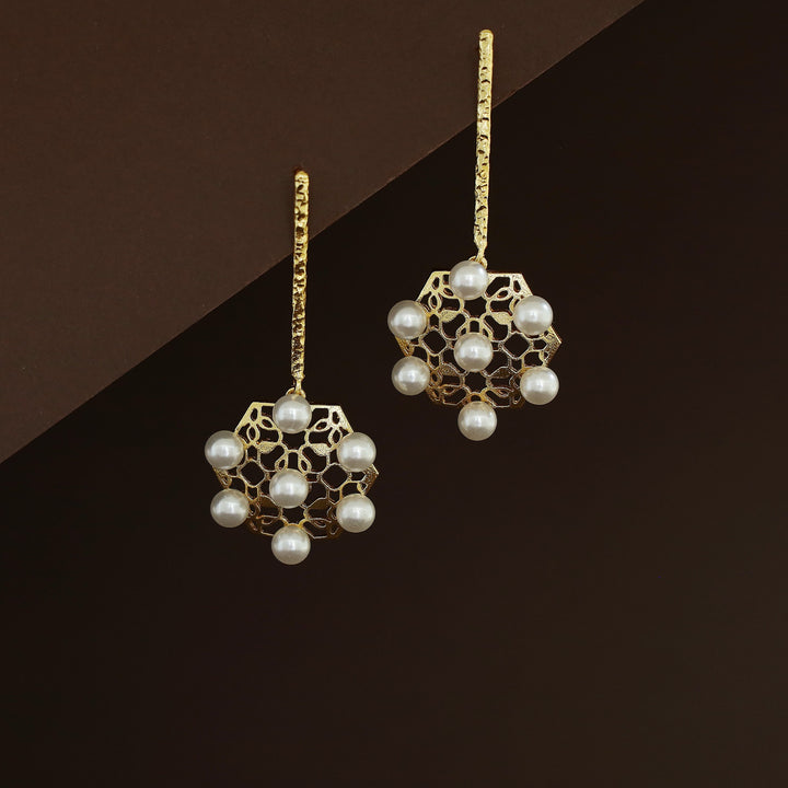 Jennett Hammered Stick Hexagon Pearl Earring