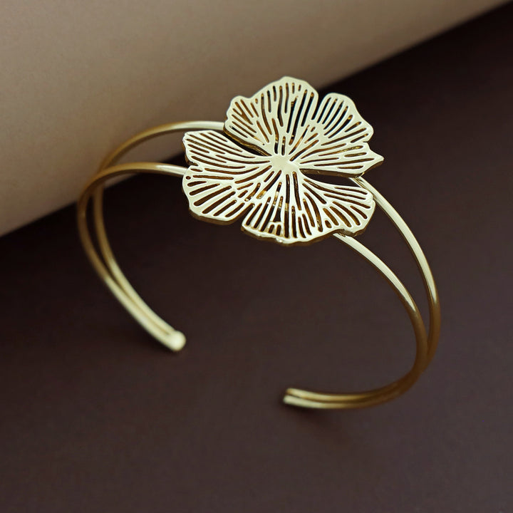 Ariana Golden Flower Bangle