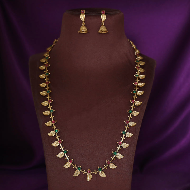 Chinmayi Leafy Kemp Stone Long Neckpiece With Earring