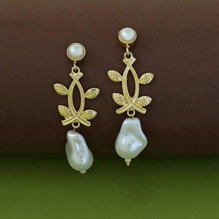 Hima Golden Leafy Pearl Baroque Earring