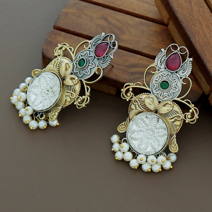 Zelda Dual Tone Mayura Pearl Earring
