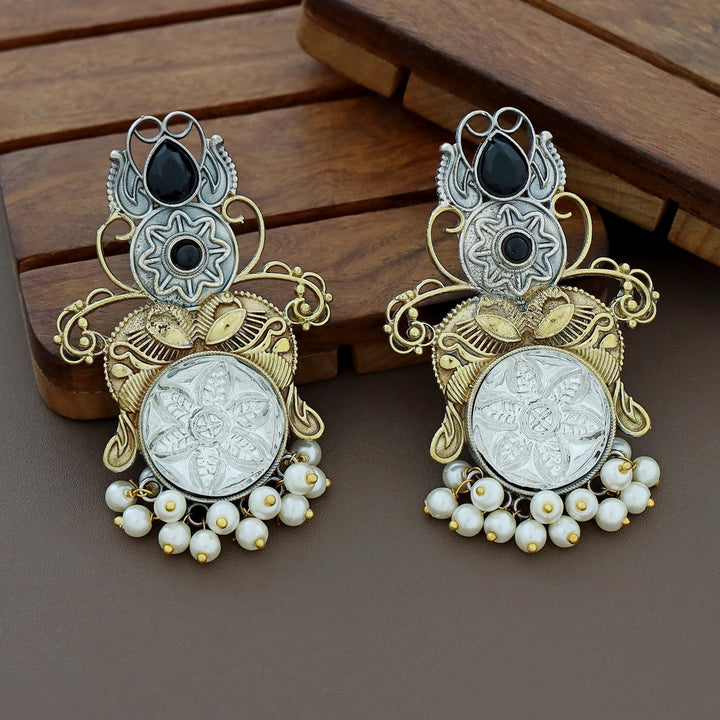 Zelda Dual Tone Mayura Pearl Earring