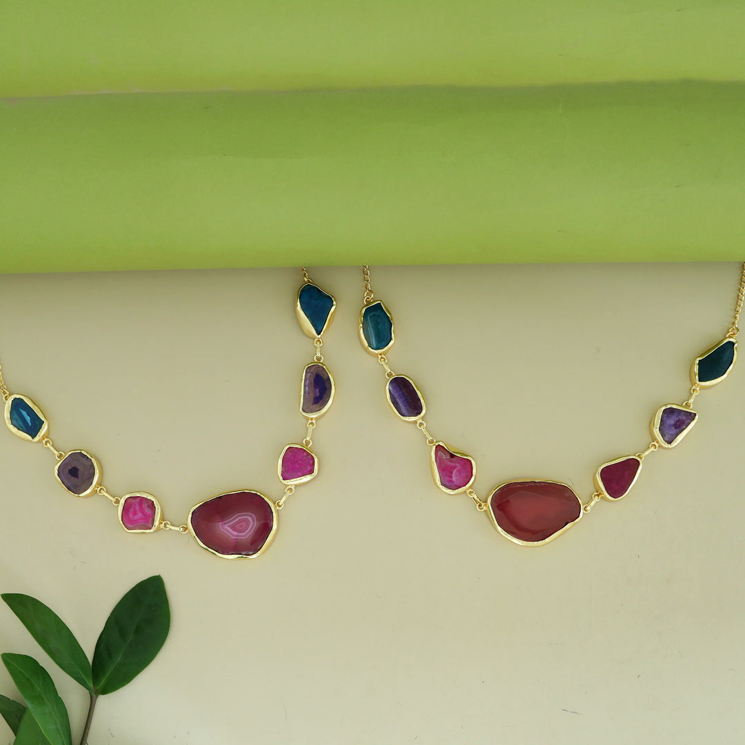 Nishka Agate Neckpiece
