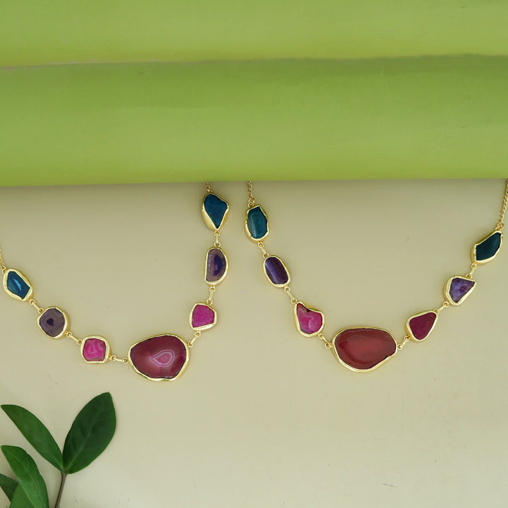 Nishka Agate Neckpiece