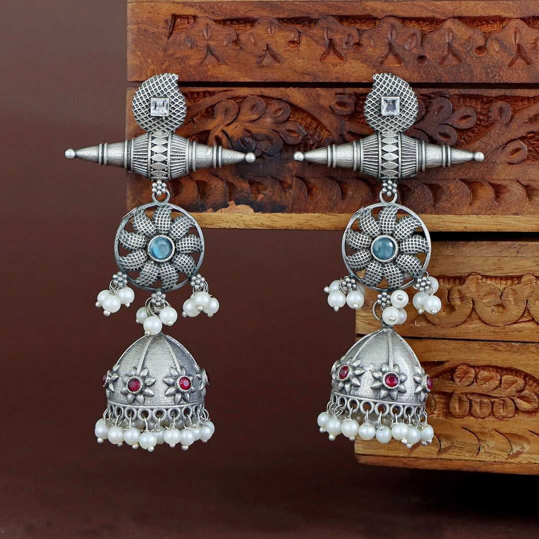 Amira Flower Pearl Jhumka