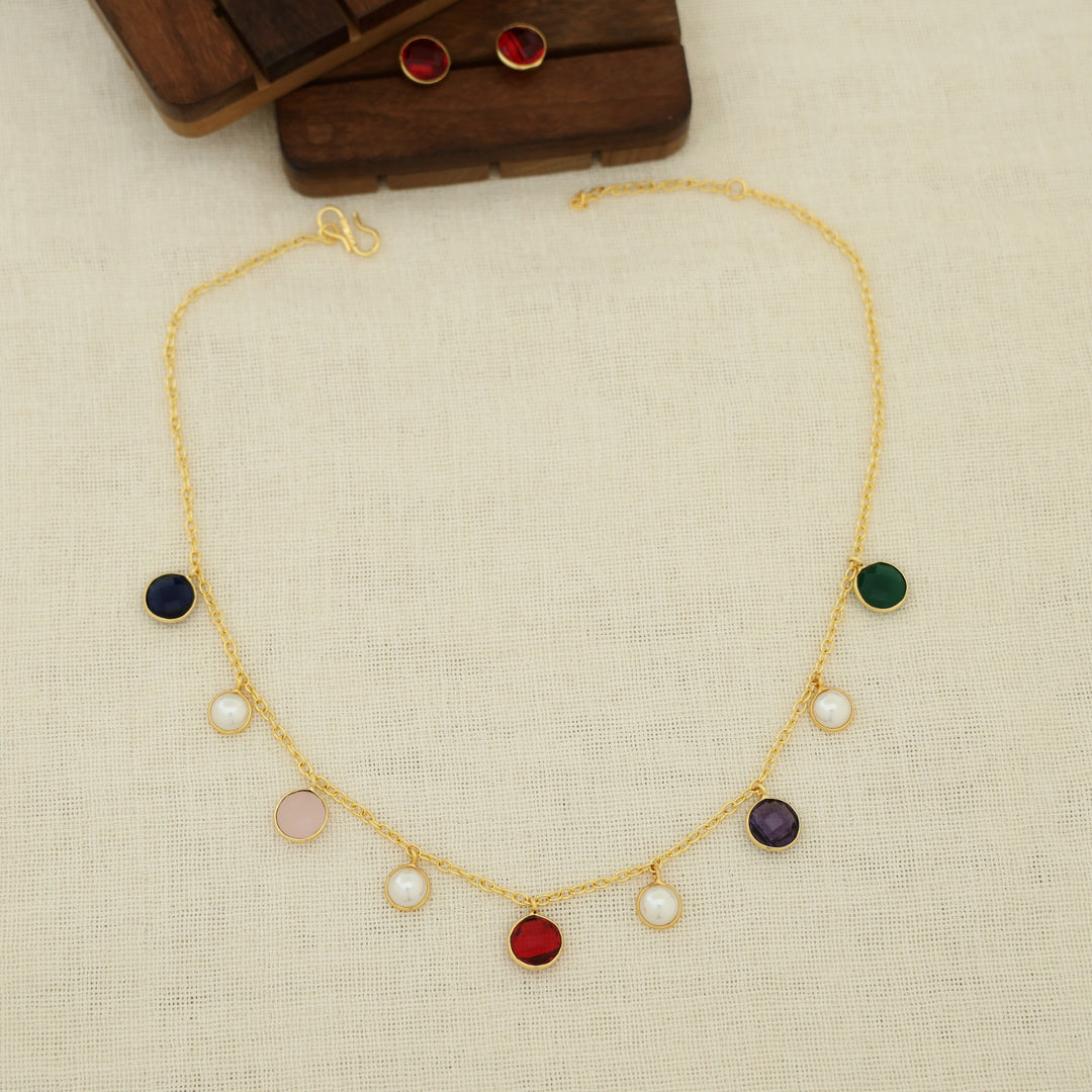Mihaara Pearl Neckpiece With Stud (Colour Option)