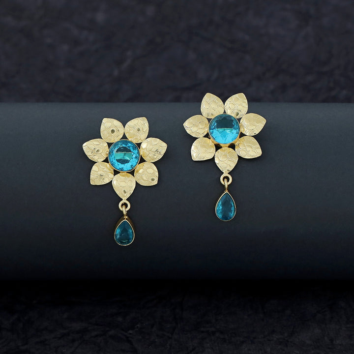 Gloriya Golden Textured Glossy Stone Flower Earring