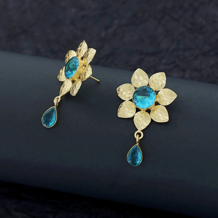 Gloriya Golden Textured Glossy Stone Flower Earring