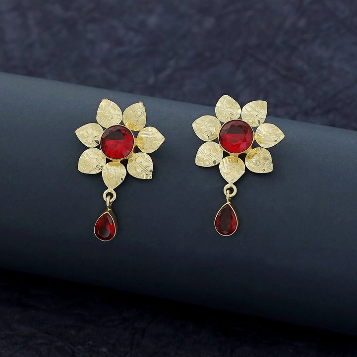 Gloriya Golden Textured Glossy Stone Flower Earring