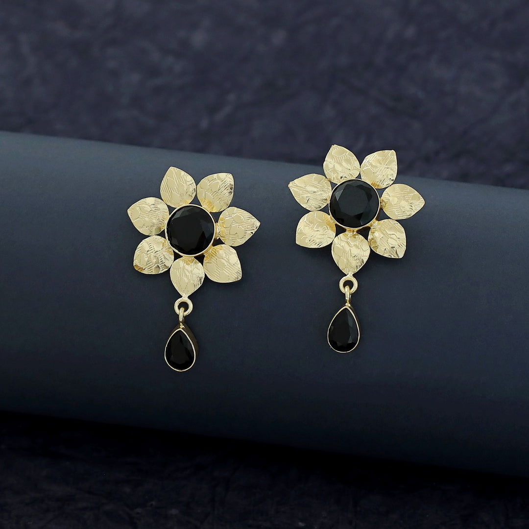 Gloriya Golden Textured Glossy Stone Flower Earring