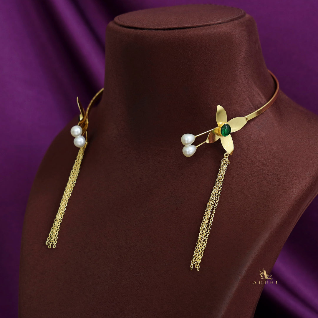 Golden Flower Glossy Twin Pearl Chain Neck Cuff