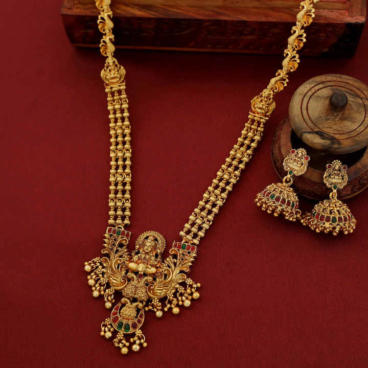 Saayuthra Lakshmi Mayura Bridal Neckpiece With Earring