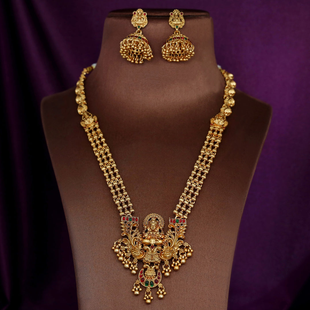 Saayuthra Lakshmi Mayura Bridal Neckpiece With Earring