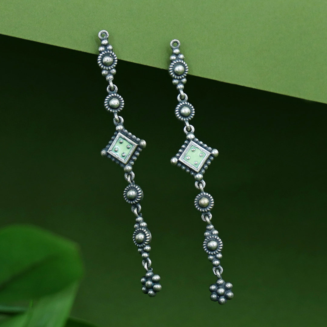 Amina Floral Antique Earring