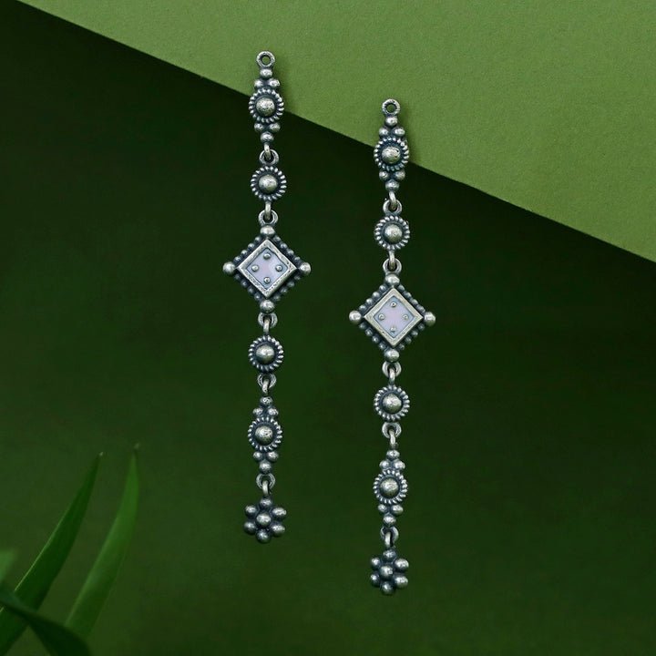 Amina Floral Antique Earring