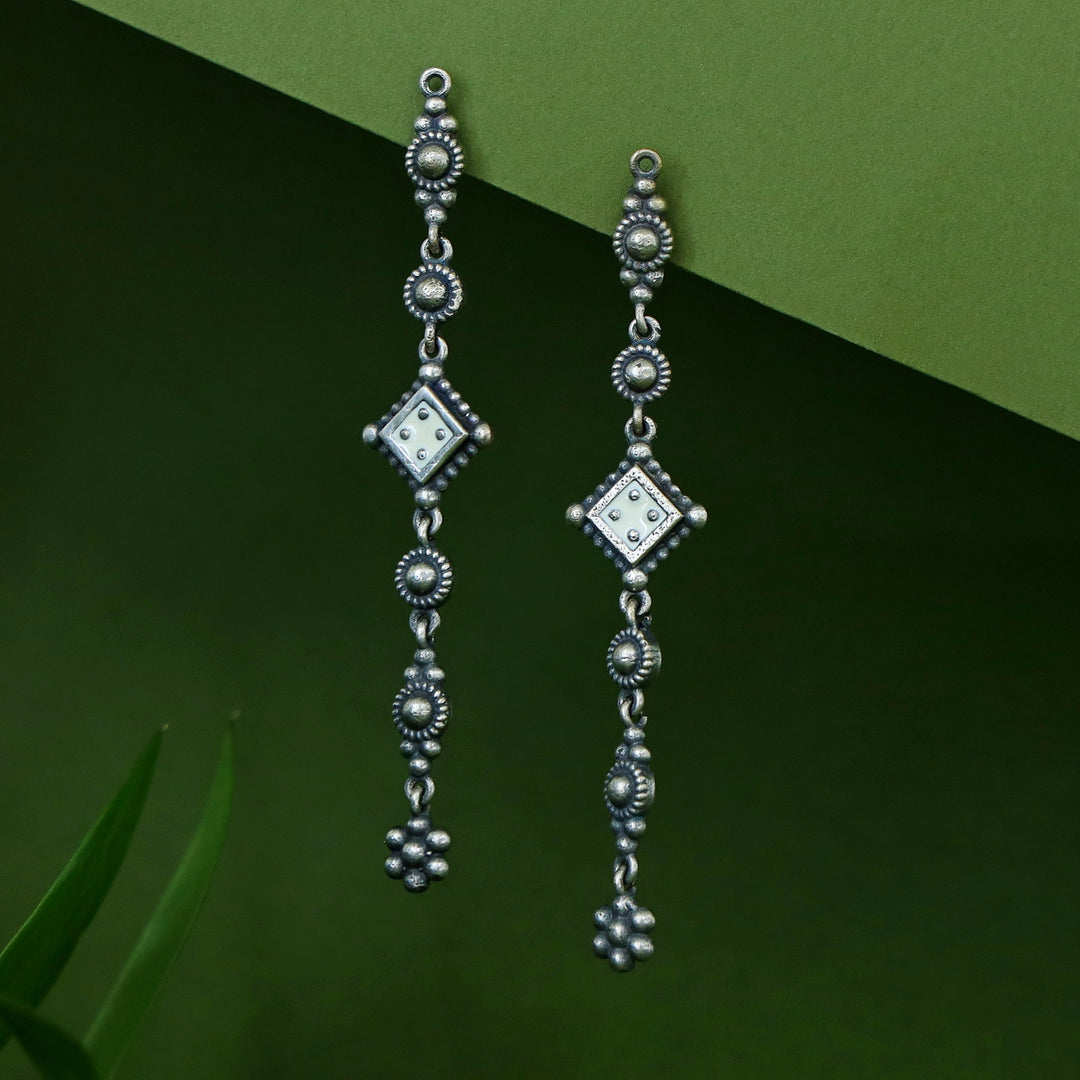 Amina Floral Antique Earring