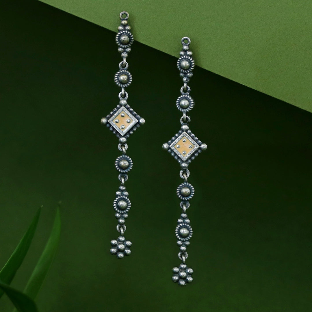 Amina Floral Antique Earring