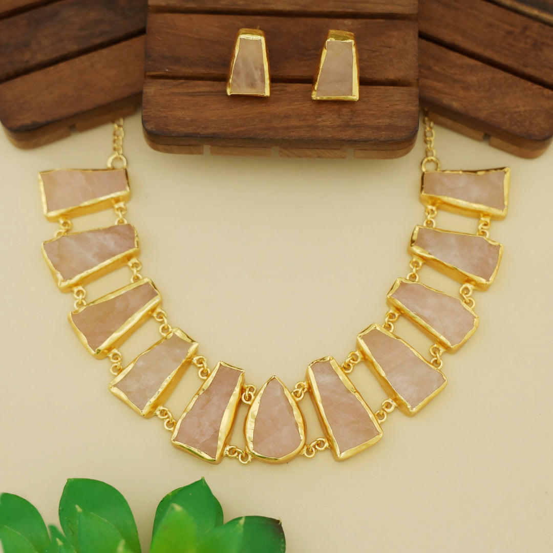 Harma Raindrop Raw Stone Neckpiece with Earring