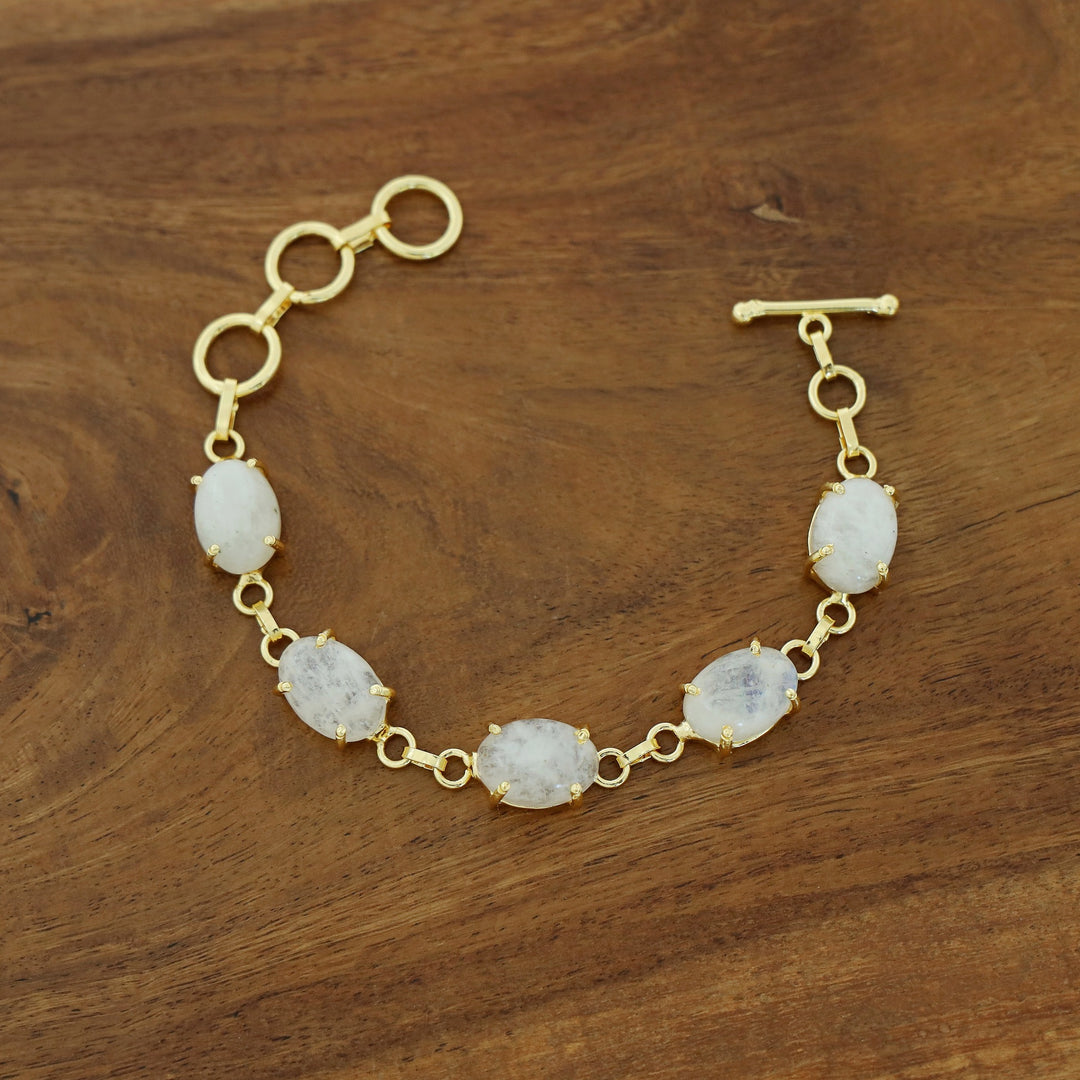 Mebal Golden Oval Natural Stone Claw Bracelet