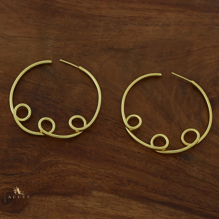 Terlia Golden Curly Hoop Earring