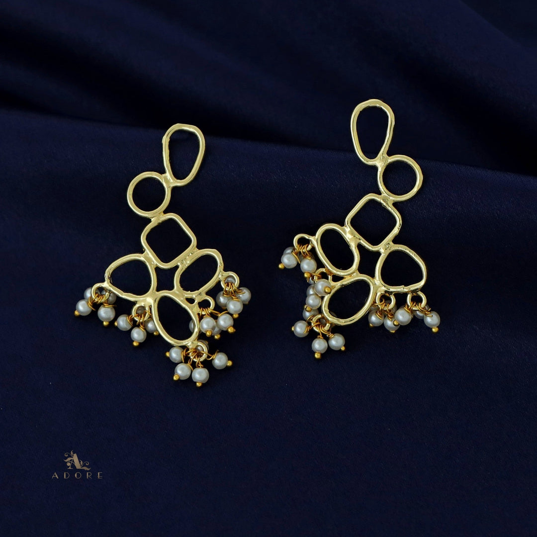 Sabera Pearl Cluster Earring