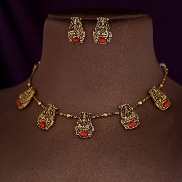 Bavanya Ashtalakshmi Bead Short Neckpiece With Earring