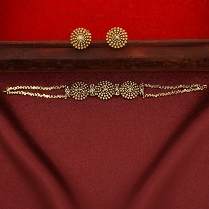 Dhruvani Tri Chakra Choker with Earring