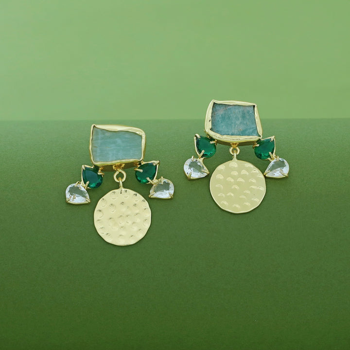 Aalis Raw Stone + Glossy Golden Textured Earring