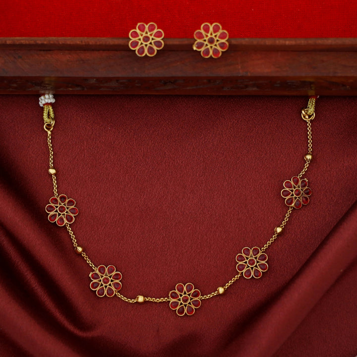 Trinayani Flower Short Neckpiece With Stud