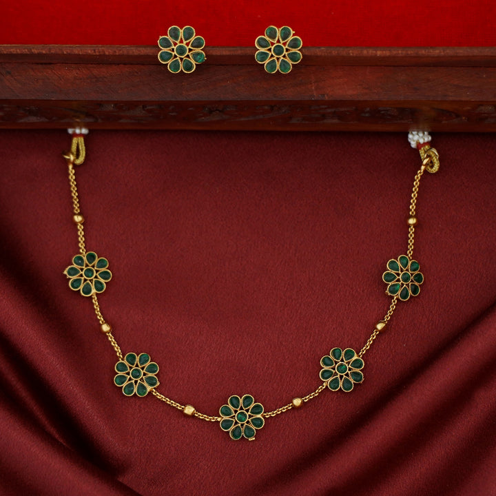 Trinayani Flower Short Neckpiece With Stud