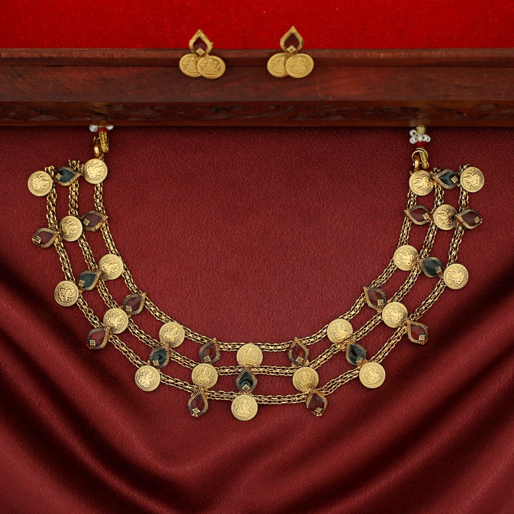 Viransha 3 Layer Kashi Palakka Choker With Earring