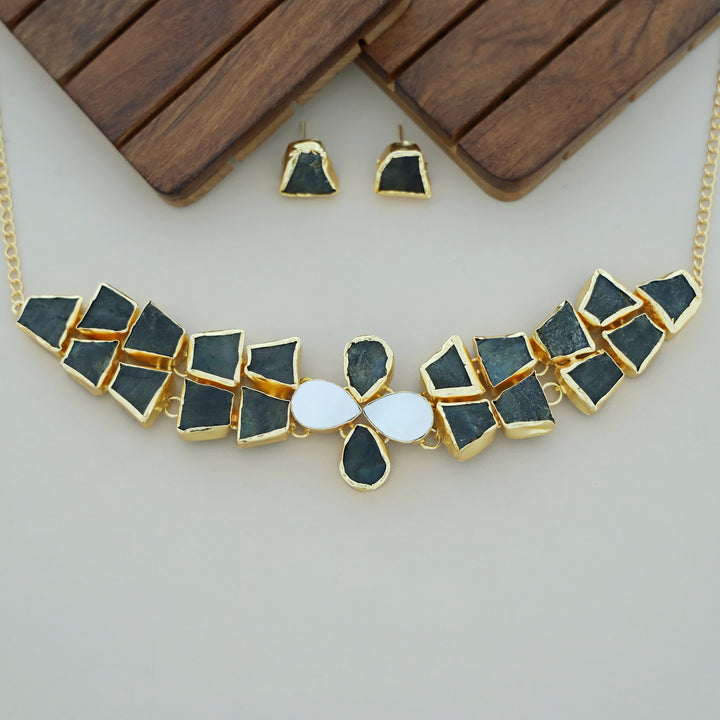 Adina 2 Layer Raw Stone + MOP Choker With Earring