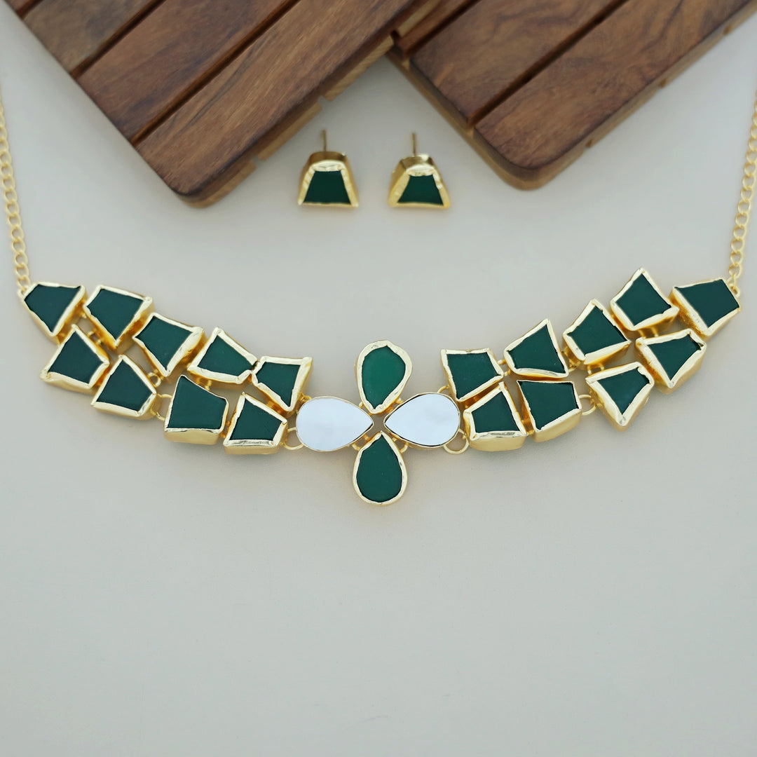 Adina 2 Layer Raw Stone + MOP Choker With Earring