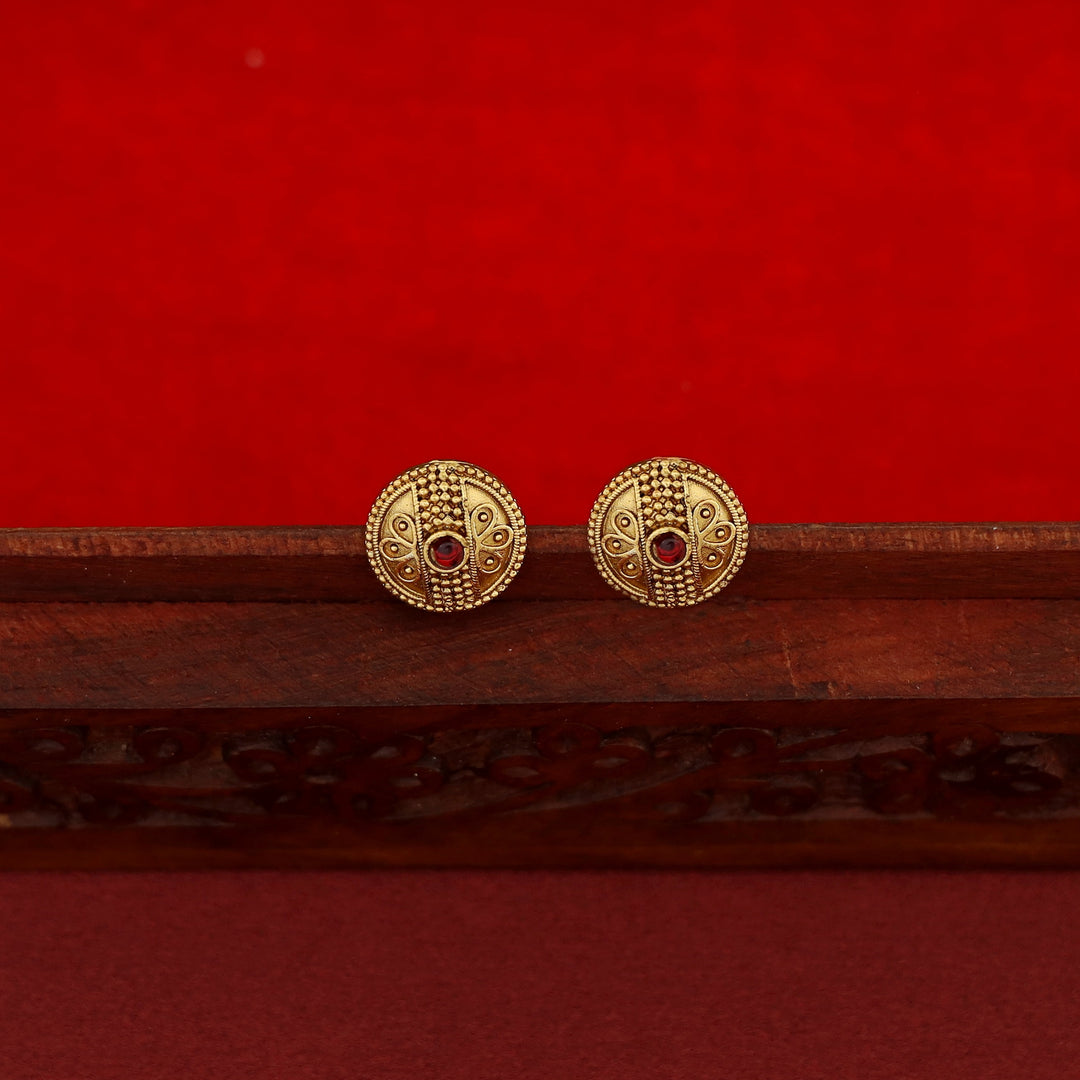 Purna 5 Circle Ball Choker With Stud