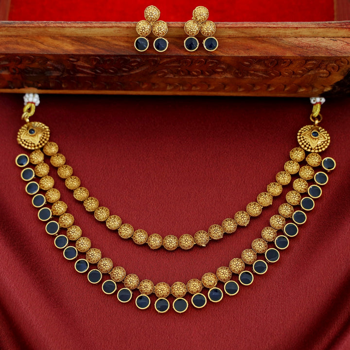 Gatha 2 Layer Enamel Circle Short Neckpiece With Earring