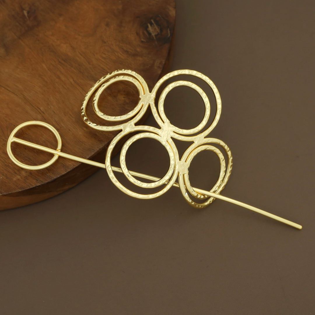 Naysa Tetra Hammered Circle  Hair Pin