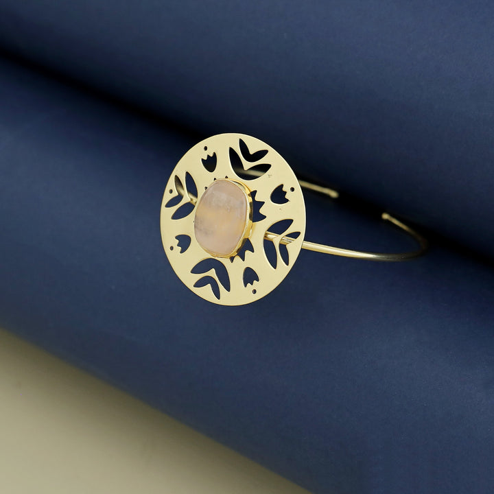 Abhira Golden Circle Oval Natural Stone Bangle