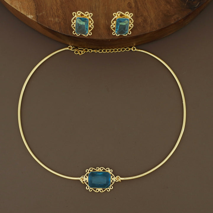 Ritu Golden Rectangle Glossy Neck Cuff With Earring