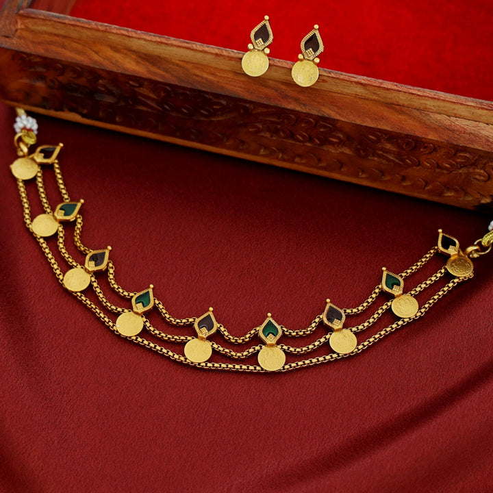 Sree Lakshmi 3 Layer Kashi Palakka Choker With Stud