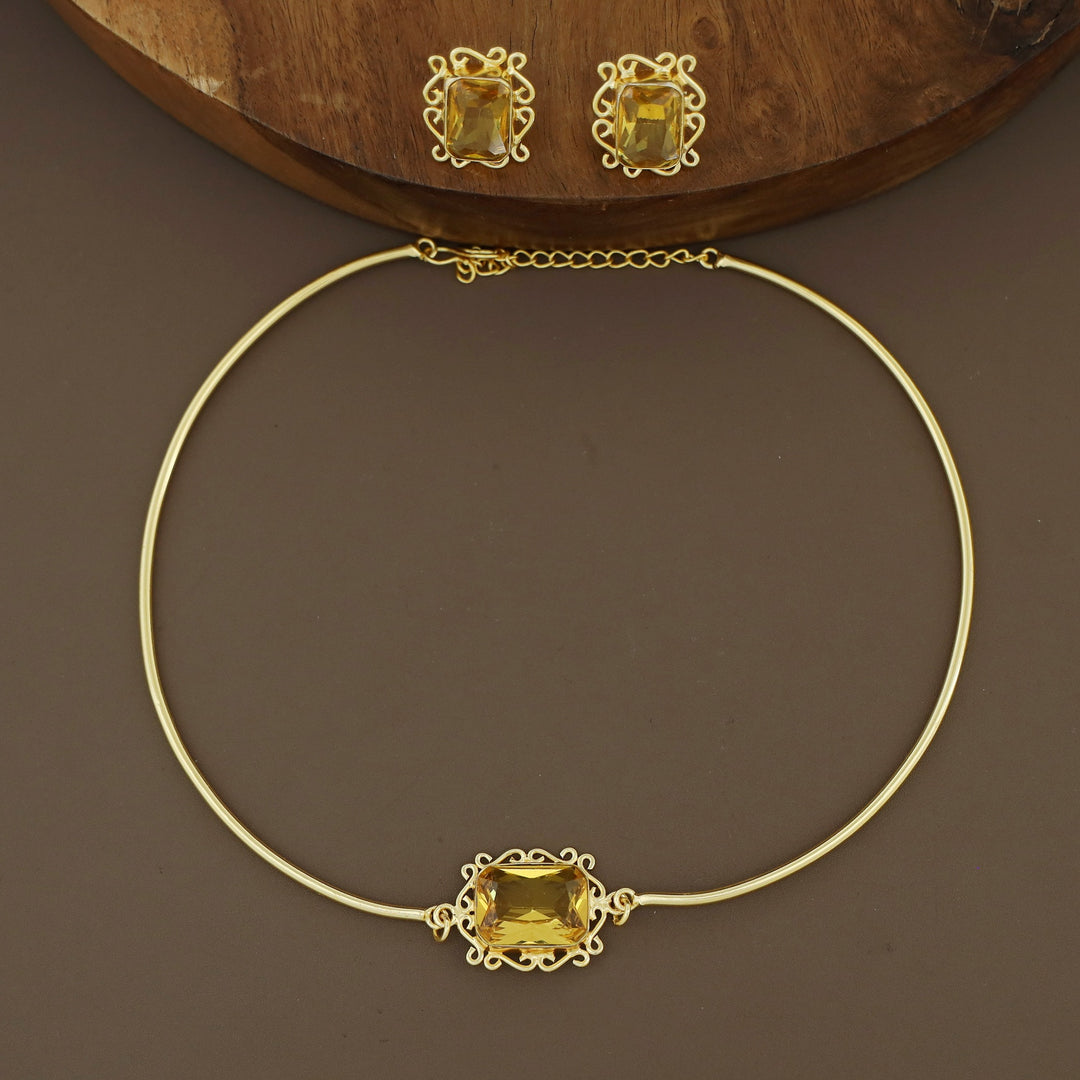 Ritu Golden Rectangle Glossy Neck Cuff With Earring