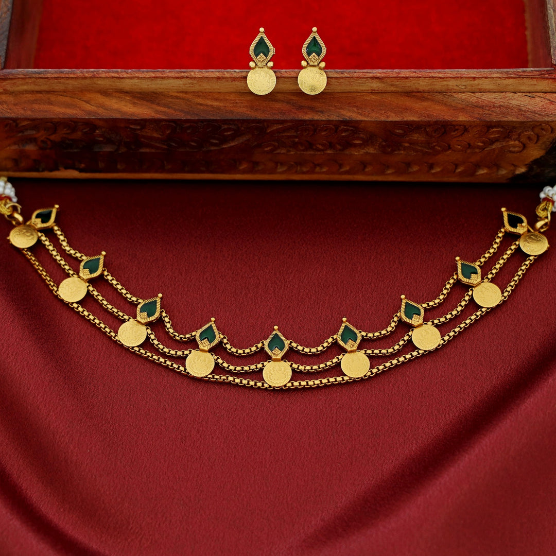 Sree Lakshmi 3 Layer Kashi Palakka Choker With Stud