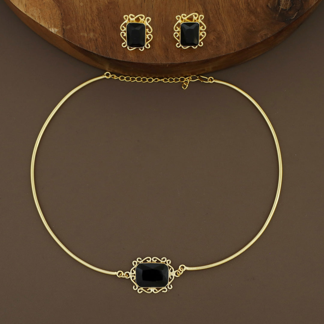 Ritu Golden Rectangle Glossy Neck Cuff With Earring