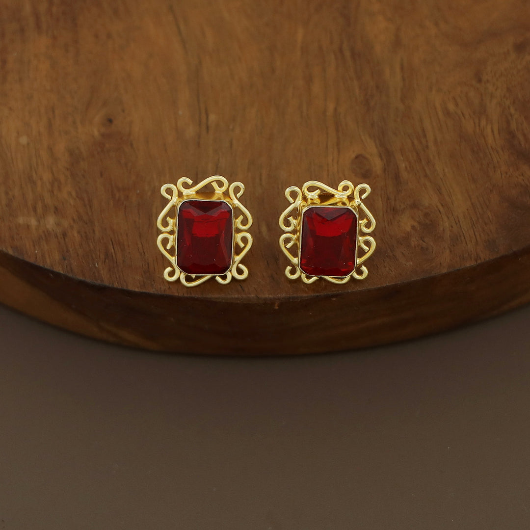 Ritu Golden Rectangle Glossy Neck Cuff With Earring